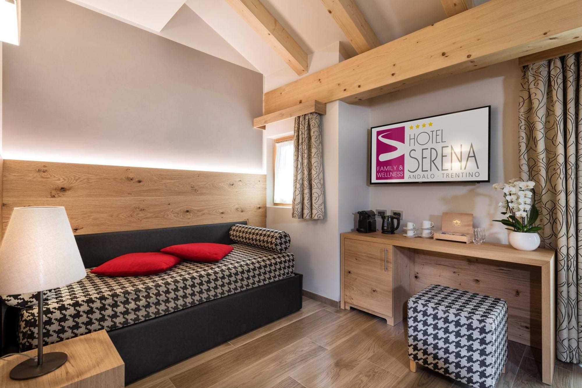 Family Hotel Serena Андало Екстер'єр фото