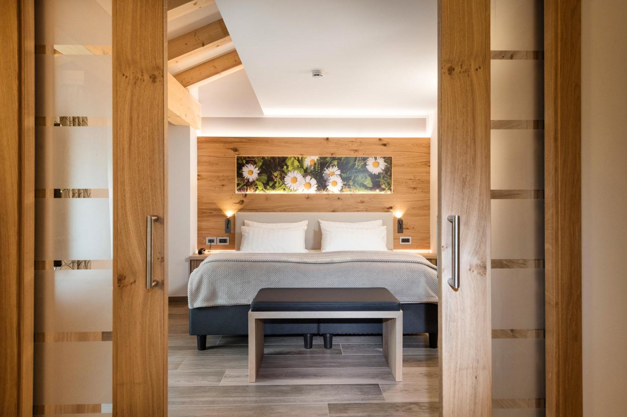 Family Hotel Serena Андало Екстер'єр фото
