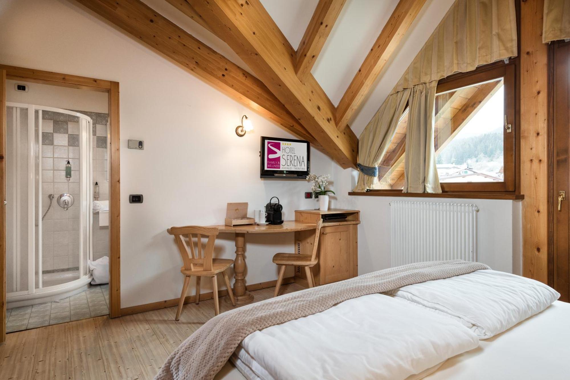 Family Hotel Serena Андало Екстер'єр фото