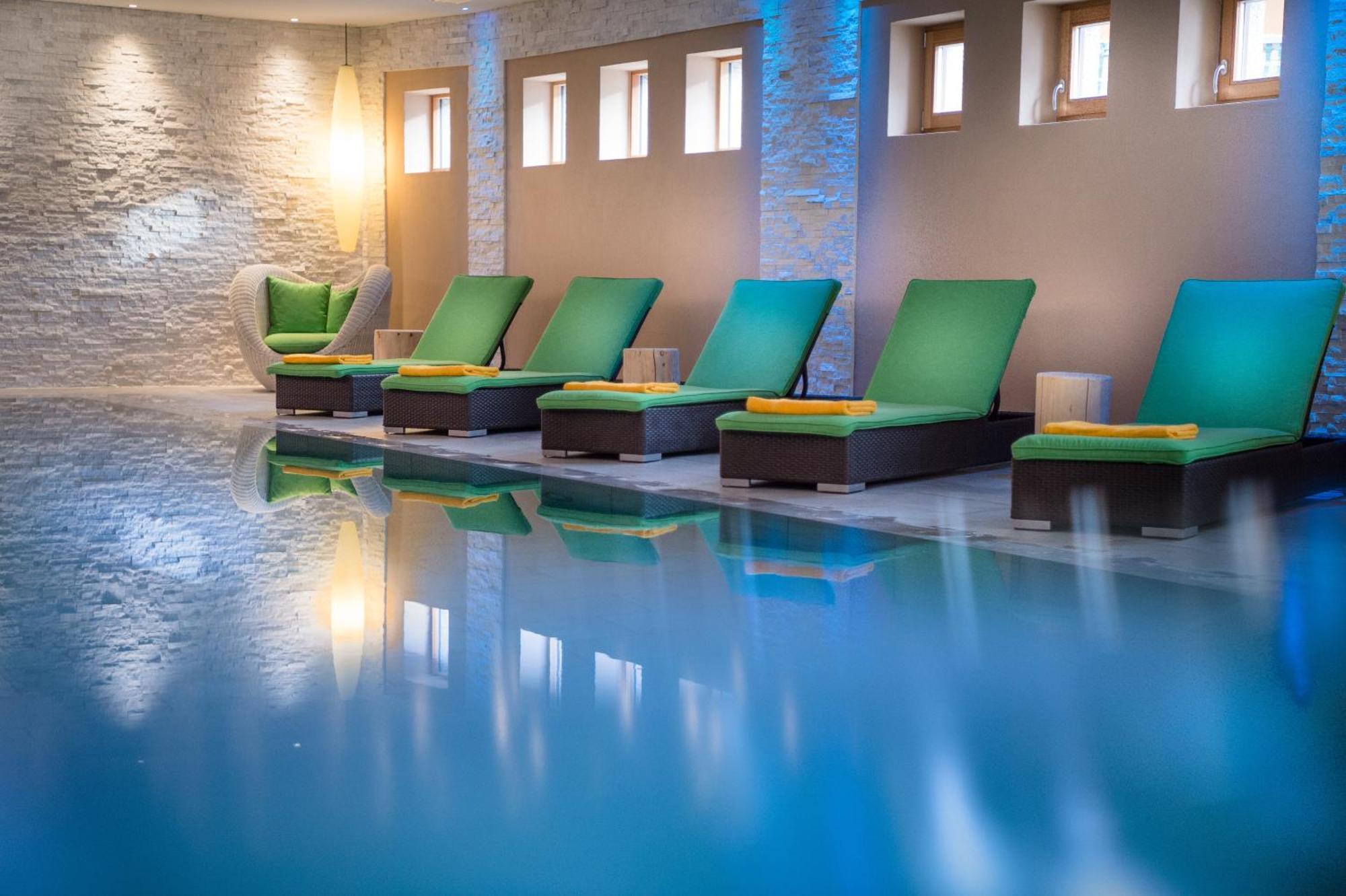 Family Hotel Serena Андало Екстер'єр фото