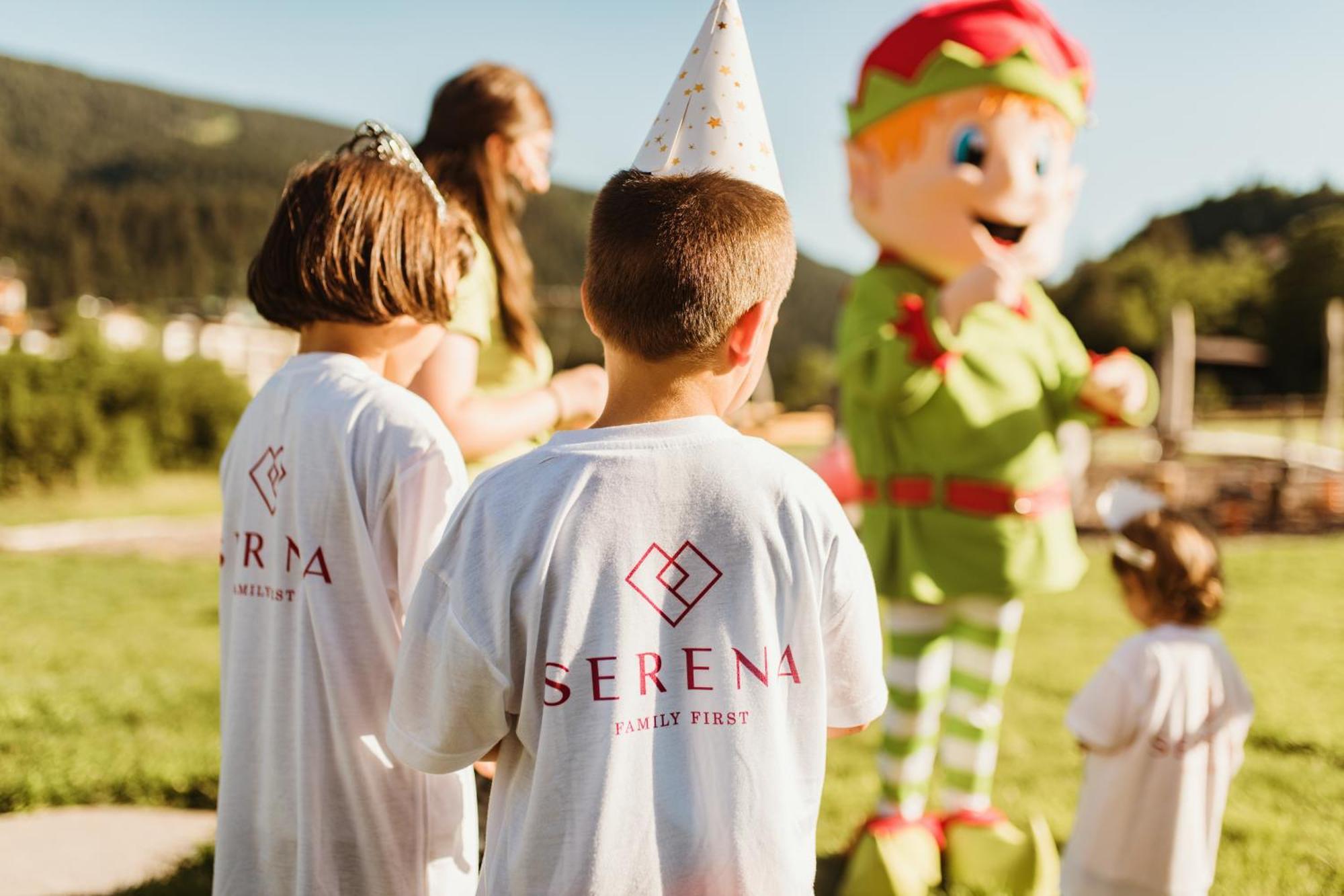 Family Hotel Serena Андало Екстер'єр фото
